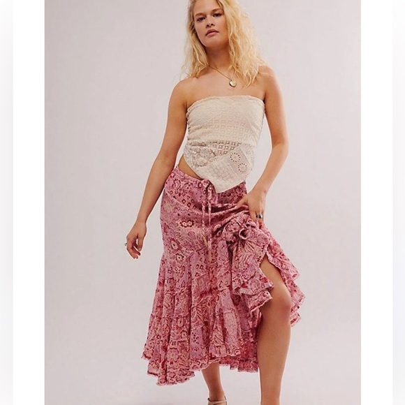 Free People Calista Printed Maxi Skirt Ruffle Red Pink Floral XL - Picture 1 of 7